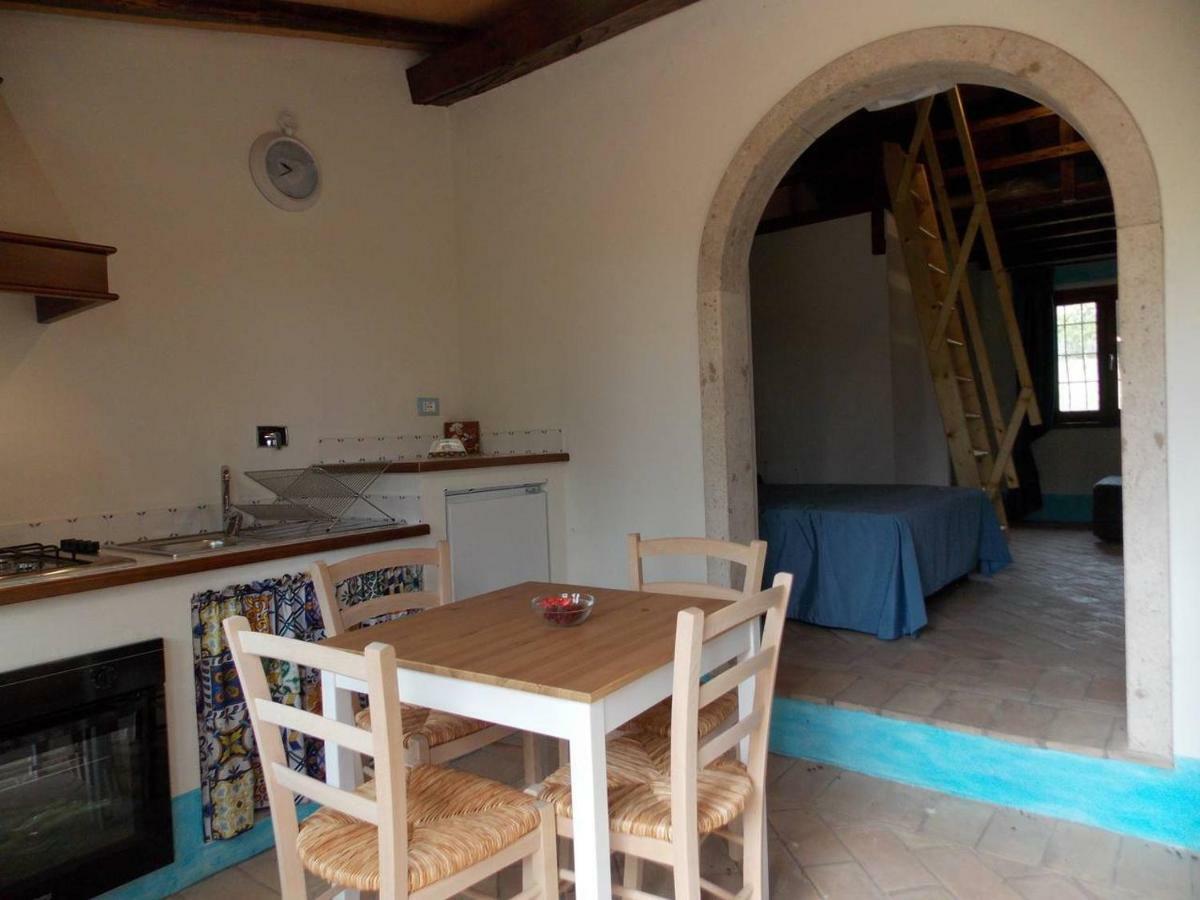 Agriturismo Cento Ducati Palombara Sabina Exteriör bild